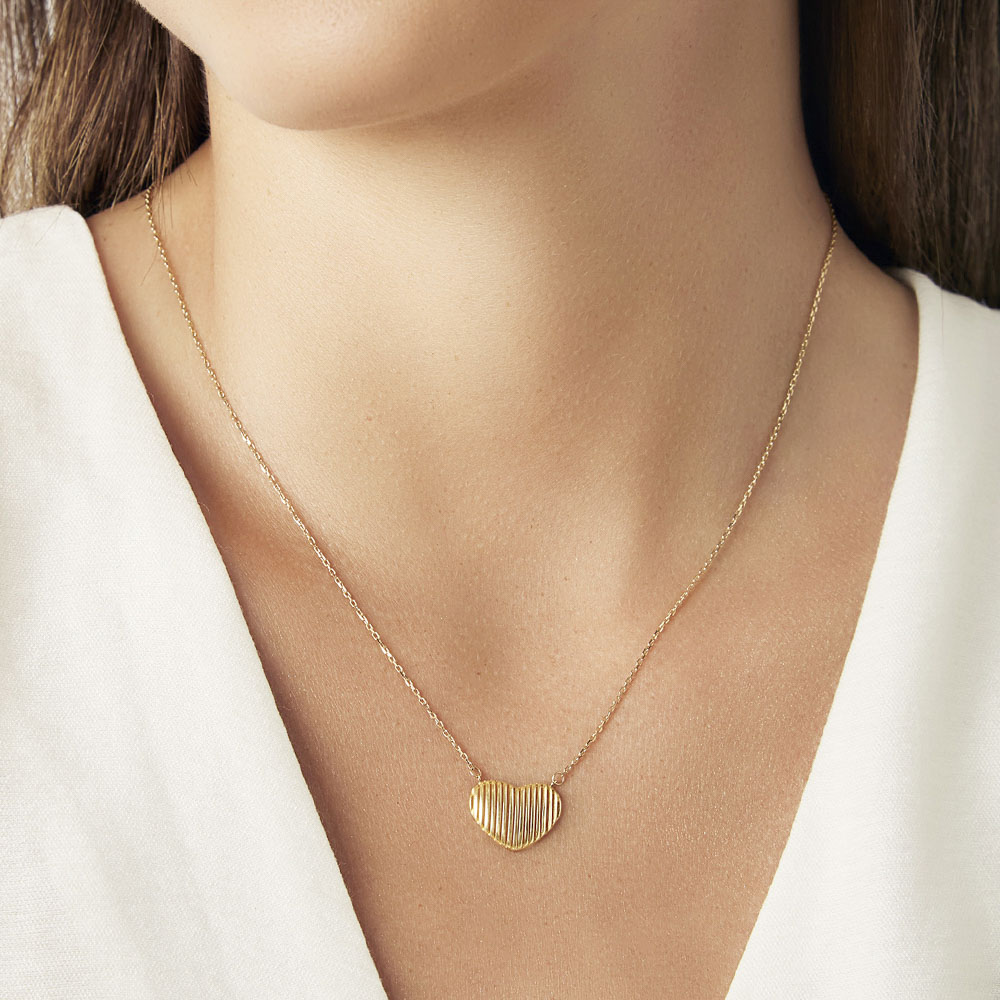 - Collar Corazón Bomberayado Oro 18K
