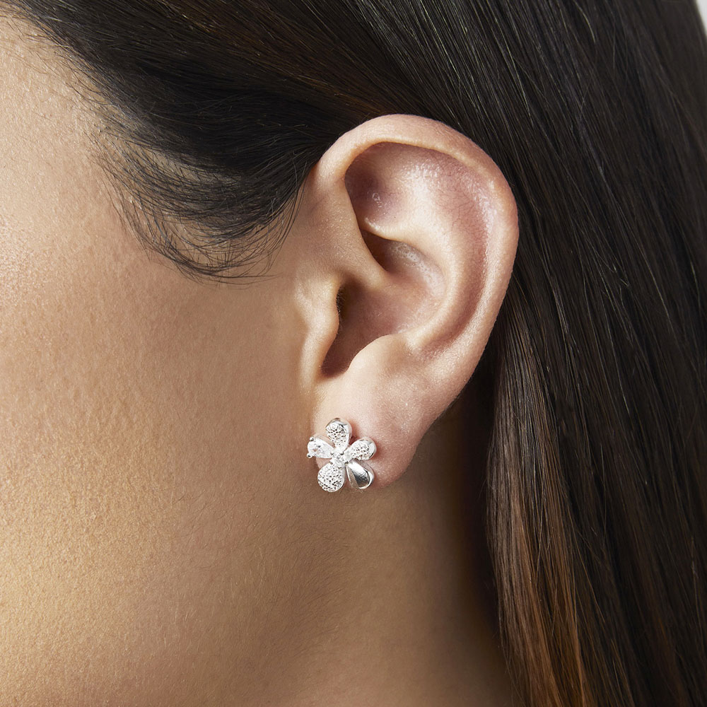 - Aretes Flor Plata 925