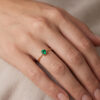 - Anillo Esmeralda Redondo Oro 18K